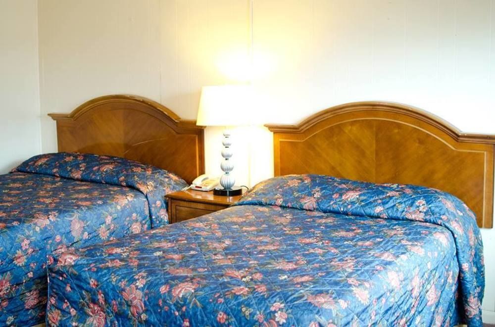 Lee High Inn แฟร์แฟกซ์ ภายนอก รูปภาพ